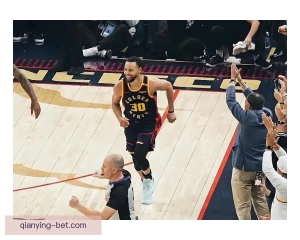 库里连续缺阵超25场复出再次推迟仍未放弃常规赛回归目标